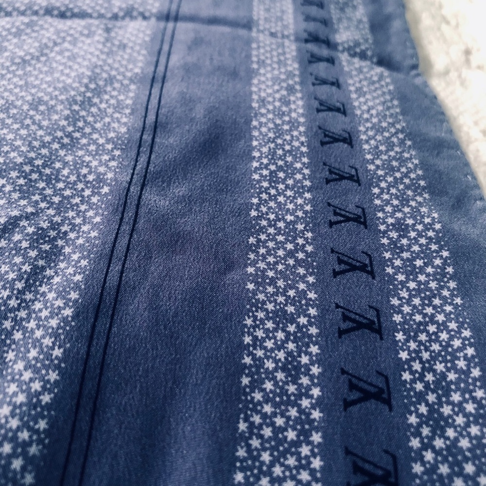Louis Vuitton hand made women’s 💯% silk scarf 🧣